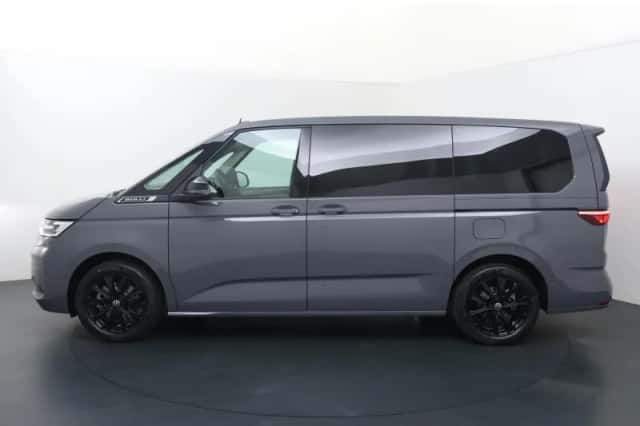 Volkswagen Multivan (2026) thumbnail 2