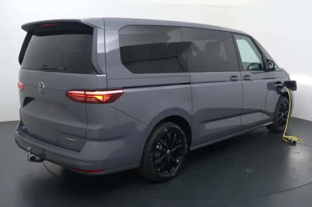 Volkswagen Multivan (2026) thumbnail 5