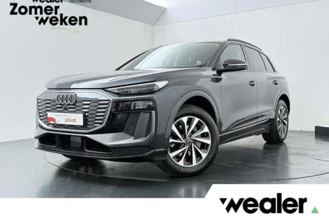 Audi Q6 e-tron (2025) thumbnail 1