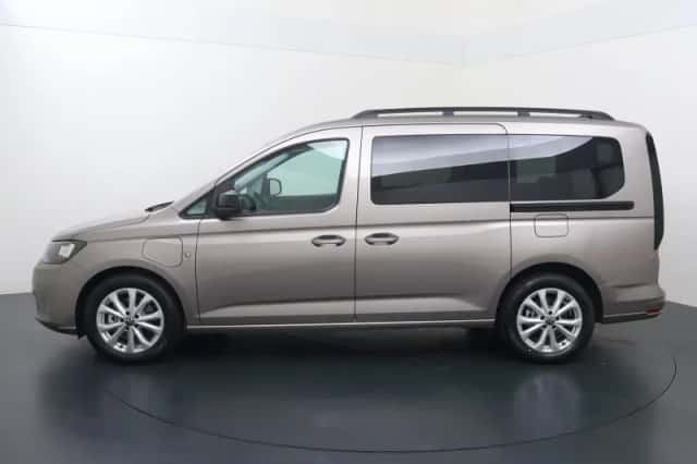 Volkswagen Caddy Maxi (2026) thumbnail 2