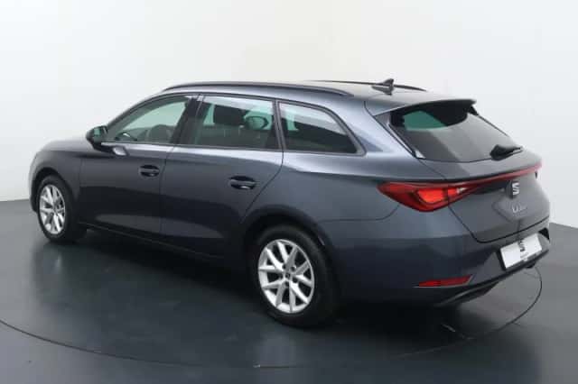 SEAT Leon Sportstourer (2022) thumbnail 5
