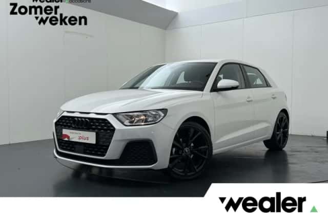 Audi A1 (2024) thumbnail 1