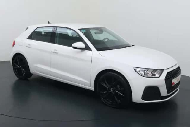 Audi A1 (2024) thumbnail 3