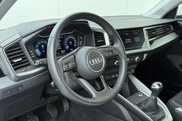 Audi A1 (2024) thumbnail 6