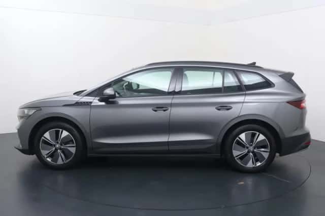Škoda Enyaq (2022) thumbnail 2