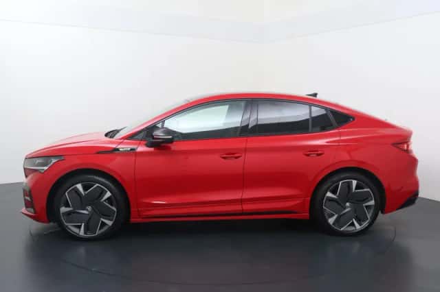 Škoda Enyaq (2023) thumbnail 2
