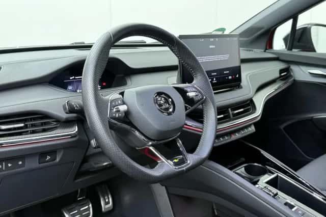 Škoda Enyaq (2023) thumbnail 6
