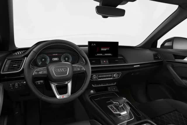 Audi Q5 (2024) thumbnail 3