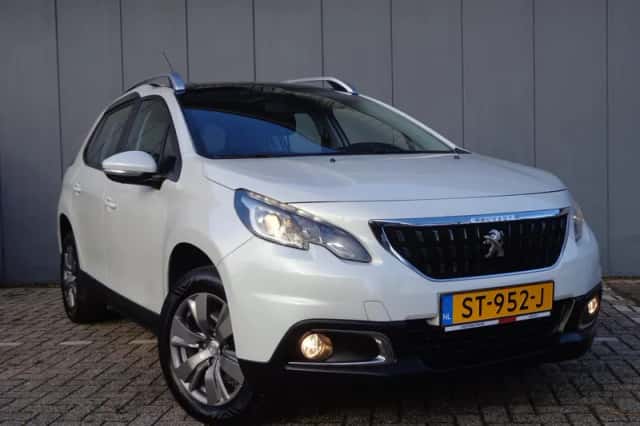Peugeot 2008 (2018) thumbnail 2