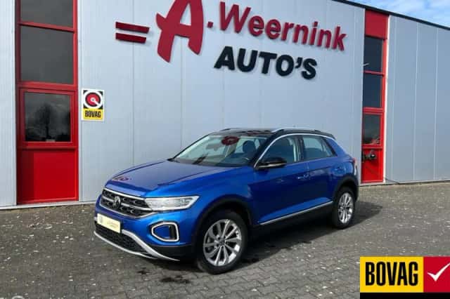 Volkswagen T-Roc (2022) thumbnail 6