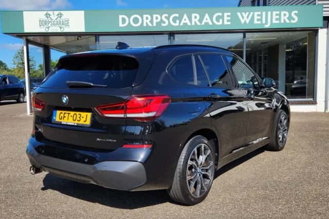BMW X1 (2021) thumbnail 3