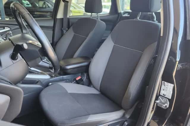 Ford Focus (2013) thumbnail 6