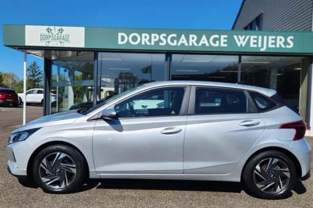 Hyundai i20 (2022) thumbnail 6