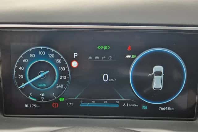 Hyundai Tucson (2023) thumbnail 4