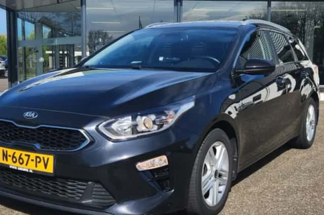 Kia Ceed (2021) thumbnail 1