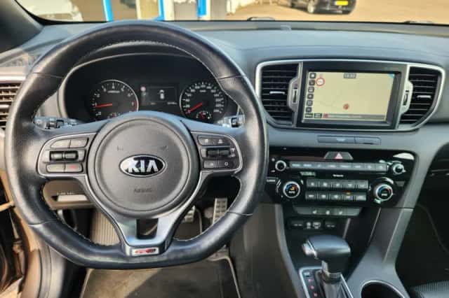 Kia Sportage (2017) thumbnail 5