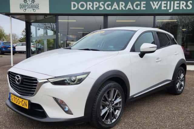 Mazda CX-3 (2017) thumbnail 2