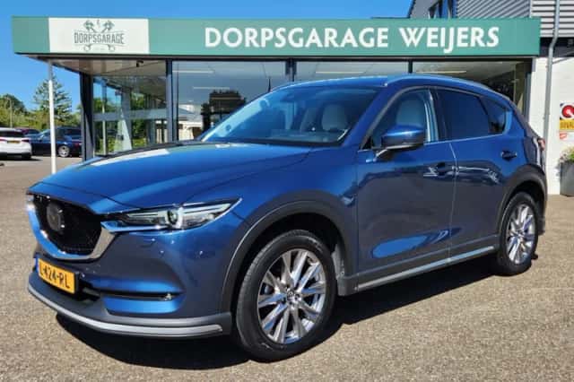 Mazda CX-5 (2021) thumbnail 2