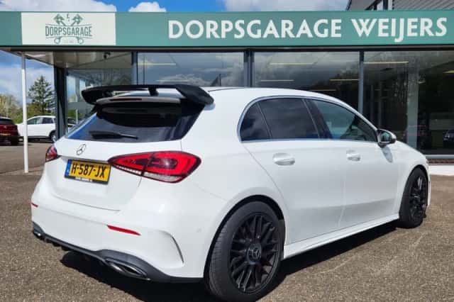 Mercedes-Benz A-Klasse (2018) thumbnail 3