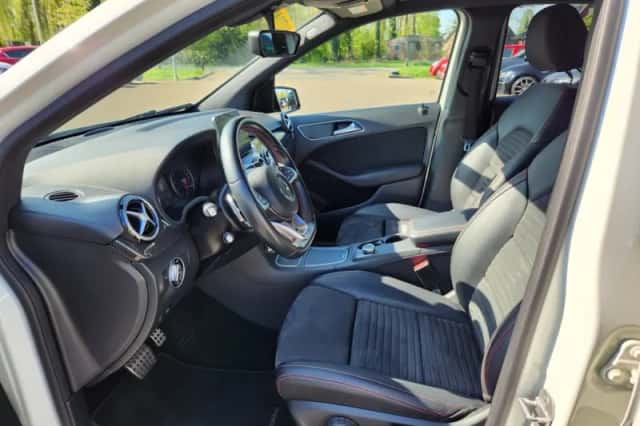 Mercedes-Benz B-Klasse (2016) thumbnail 5