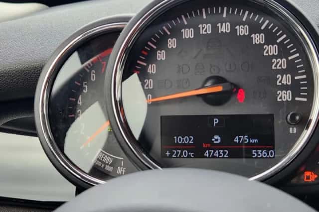 MINI Cooper (2024) thumbnail 4
