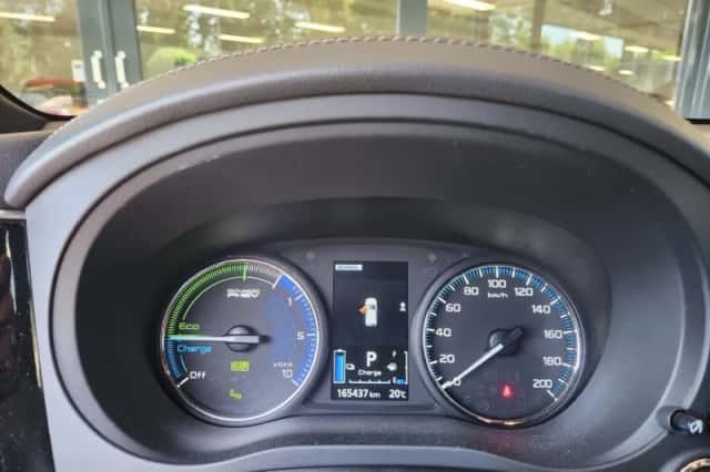Mitsubishi Outlander (2019) thumbnail 4