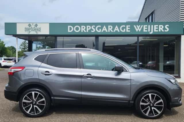 Nissan Qashqai (2015) thumbnail 6
