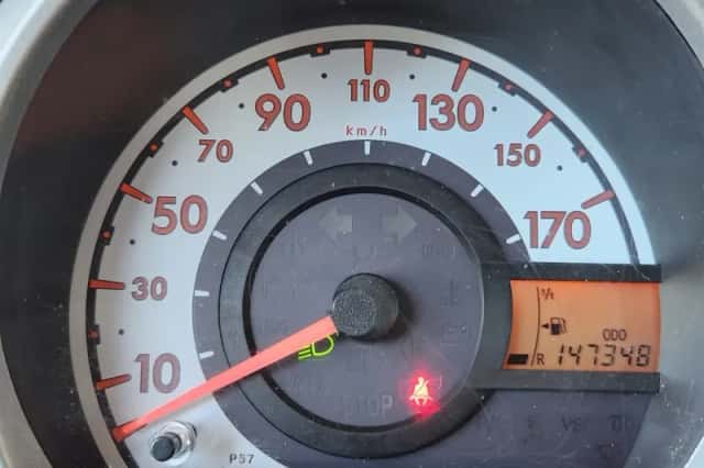 Peugeot 107 (2009) thumbnail 6