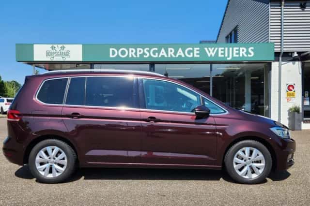 Volkswagen Touran (2019) thumbnail 6