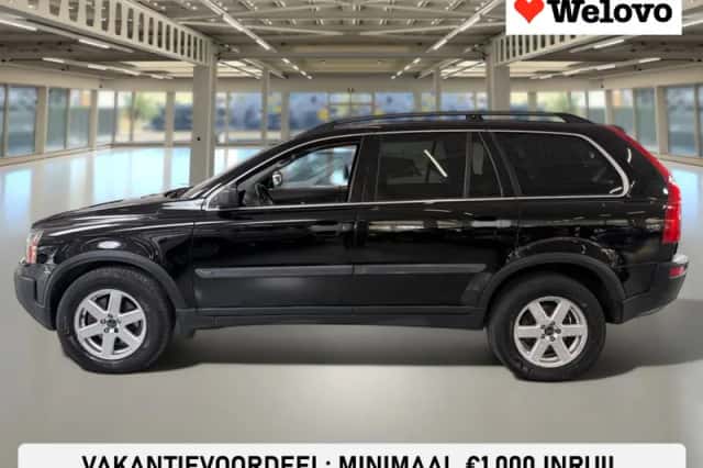 Volvo XC90 (2004) thumbnail 1