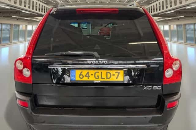 Volvo XC90 (2004) thumbnail 5