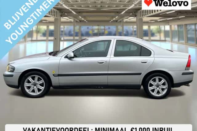 Volvo S60 (2001) thumbnail 1