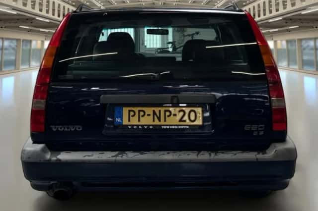 Volvo 850 (1996) thumbnail 3