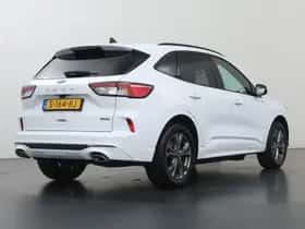 Ford Kuga (2023) thumbnail 2