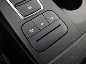 Ford Kuga (2023) thumbnail 27