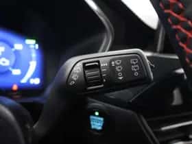Ford Kuga (2023) thumbnail 31
