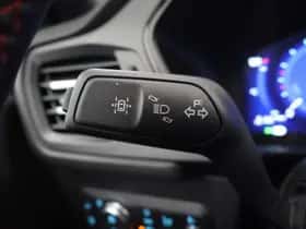 Ford Kuga (2023) thumbnail 33