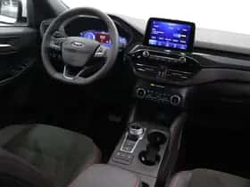 Ford Kuga (2023) thumbnail 9