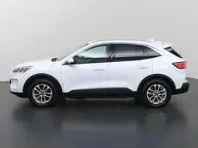 Ford Kuga (2022) thumbnail 5
