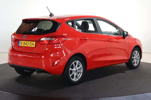 Ford Fiesta (2021) thumbnail 2