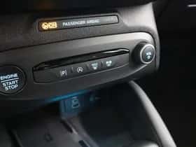 Ford Focus (2022) thumbnail 24