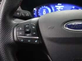 Ford Kuga (2020) thumbnail 32