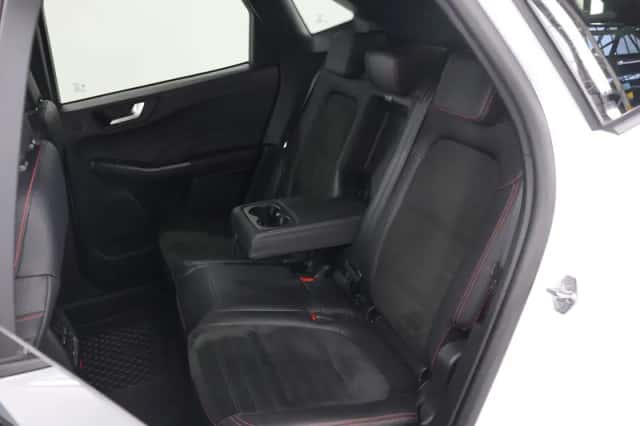Ford Kuga (2023) thumbnail 11