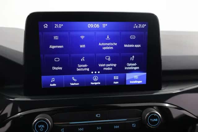 Ford Kuga (2023) thumbnail 20