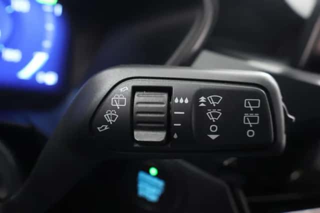 Ford Kuga (2023) thumbnail 32