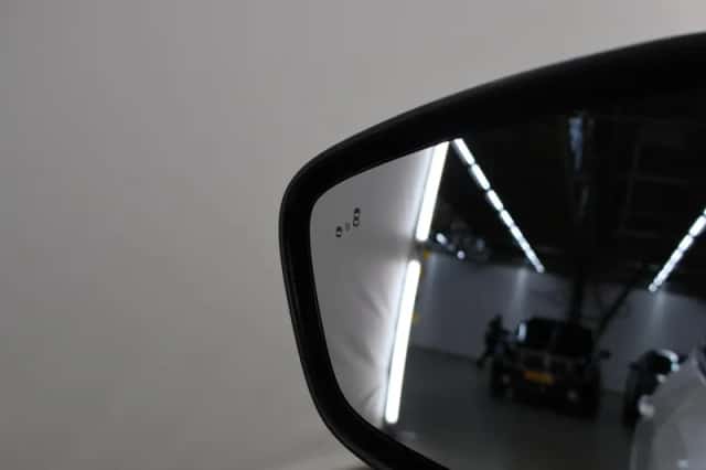 Ford Kuga (2023) thumbnail 36