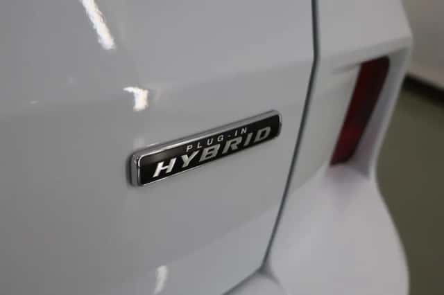 Ford Kuga (2023) thumbnail 39