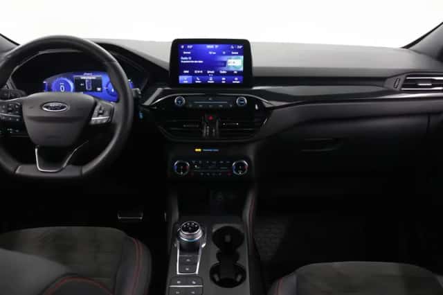 Ford Kuga (2023) thumbnail 8