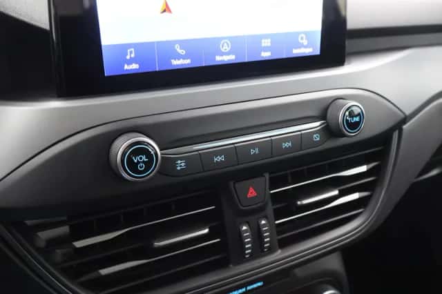 Ford Focus (2023) thumbnail 24