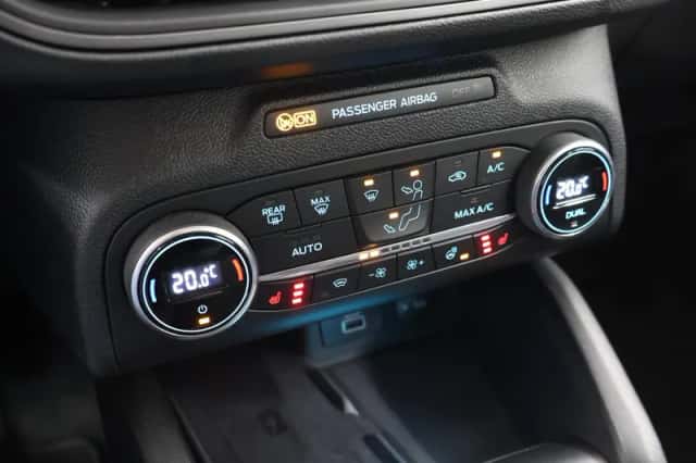 Ford Focus (2023) thumbnail 25